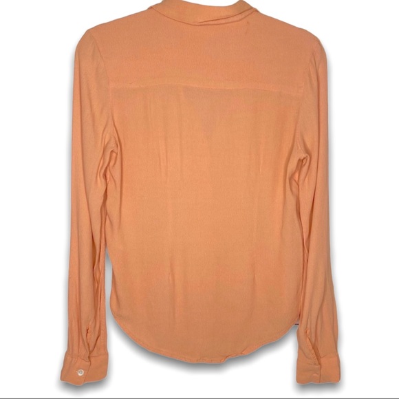 MM Contour Miss Me Peach Long Sleeve Shirt Medium - Picture 4 of 4